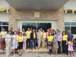 ร่วมให้การต้อนรับ นางสุพรทิพย์ เพ็ชรทอง ตำแหน่งเจ้าพนักงานกา